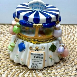 Vintage Ceramic Hand Painted Penny Chew Sweets Trinket Box - Hinged